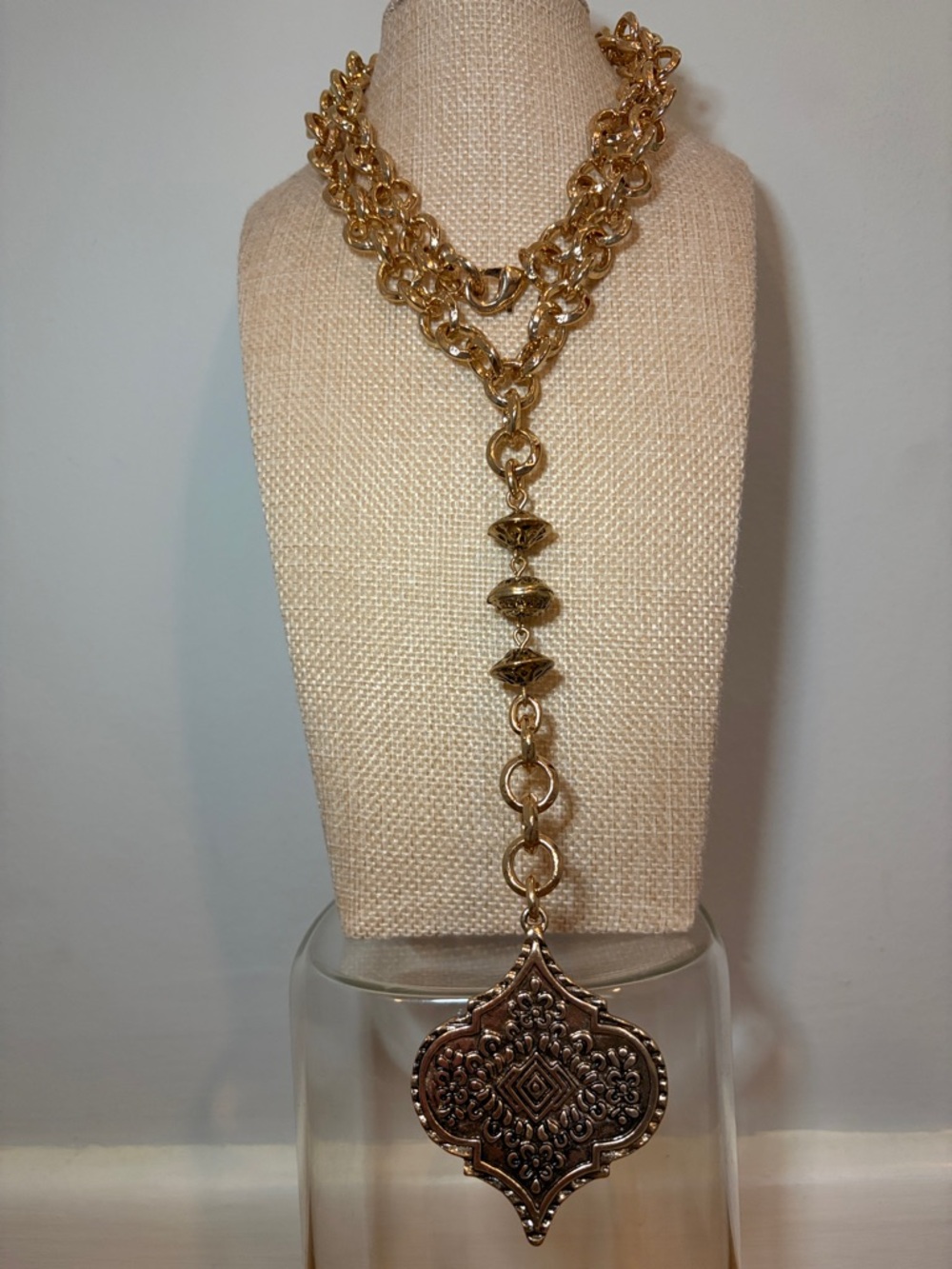 Gold-Tone Pendant Lariat Necklace